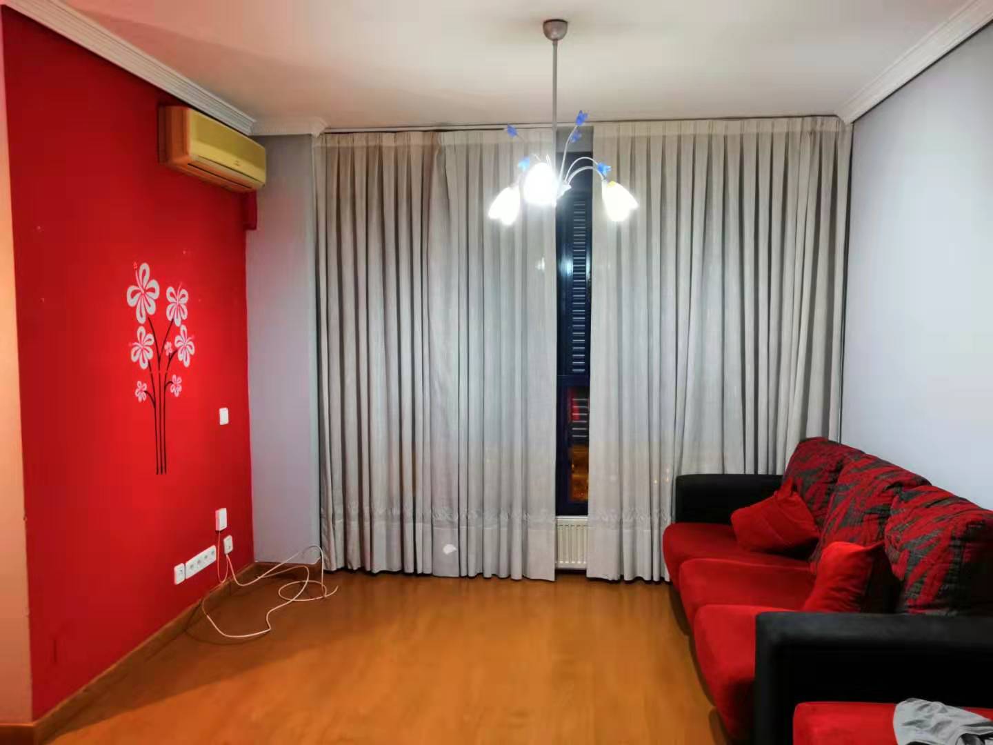 卡三Getafe三室一厅两卫出租缩略图