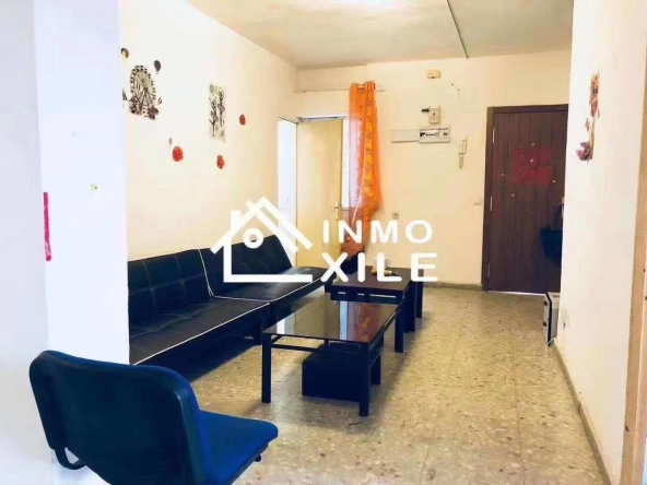 【马德里3号地铁Delicias】四室出租缩略图