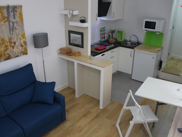 【ópera单身公寓出租】价格便宜，房子面积大缩略图