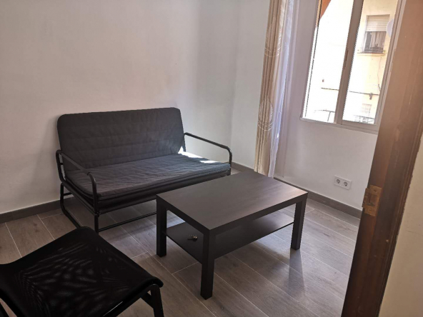 Carpetana温馨2居室缩略图